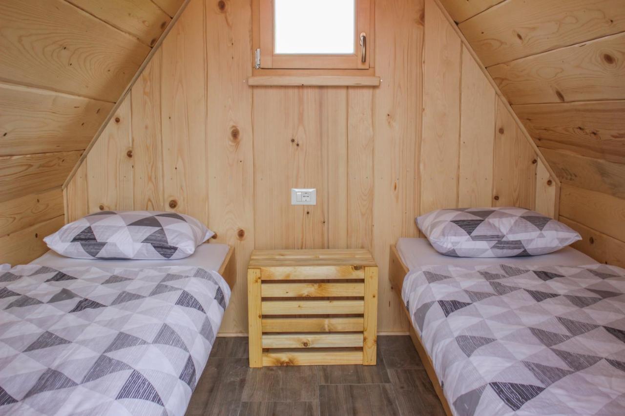 Bee House Maya Hotel Rob Екстериор снимка